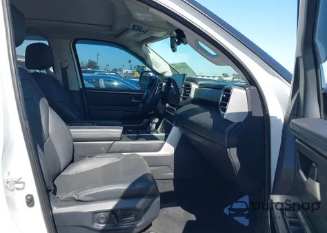 2024 Toyota Tundra Limited 4Wd z USA, uszkodzony, nr VIN 5TFWA5DB5RX185795